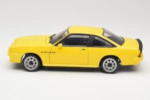 Opel Manta B GT/E Κίτρινο Revell 1:18 08421 Μέταλλο - εικόνα 4 από 8