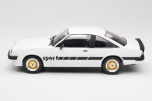 Opel Manta B Sport Λευκό MCG 1:18 MCG18237 Μέταλλο - εικόνα 3 από 6