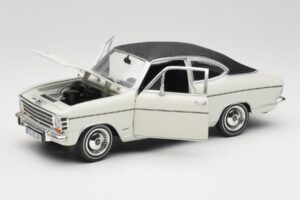 Opel Olympia A Coupe Λευκό Μαύρο Revell 1:18 8446 Μέταλλο - εικόνα 2 από 8