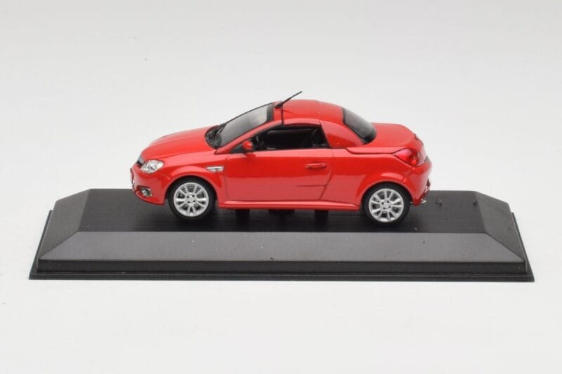 Opel Tigra TwinTop Magma Κόκκινο Minichamps 1:43 B24910027T Μέταλλο
