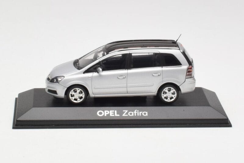 Opel Zafira B Ασημί Minichamps 1:43 1799109 Μέταλλο