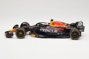Oracle Red Bull Racing RB19 #1 M. Verstappen Winner Italian GP 2023 Minichamps 1:18 110231501 Μέταλλο - εικόνα 3 από 6