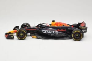 Red Bull Racing RB20 #1 M. Verstappen Winner China GP 2024 Minichamps 1:18 110240501 Μέταλλο - εικόνα 3 από 6
