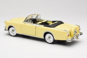 Packard Caribbean Καμπριολέ Κίτρινο Road Signature 1:18 92798 Μέταλλο - εικόνα 7 από 8