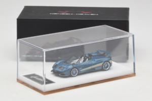 Pagani Huayra Tricolore Roadster Μπλε Henson & Heaven 1:64 PHTRB01 Ρητίνη - εικόνα 7 από 8