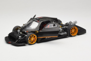 Pagani Zonda R Revolucion Carbon Fiber AUTOart 1:18 78261 Μέταλλο - εικόνα 2 από 8