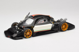 Pagani Zonda R Revolucion Λευκό AUTOart 1:18 78262 Μέταλλο - εικόνα 2 από 8