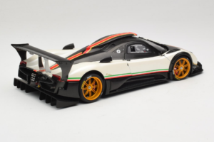 Pagani Zonda R Revolucion Λευκό AUTOart 1:18 78262 Μέταλλο - εικόνα 3 από 8