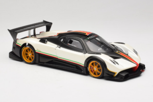 Pagani Zonda R Revolucion Λευκό AUTOart 1:18 78262 Μέταλλο - εικόνα 6 από 8
