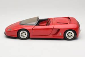 Pininfarina Mythos Κόκκινο Revell 1:18 8806 Μέταλλο - εικόνα 4 από 8