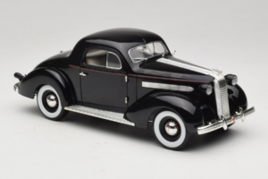 Pontiac Deluxe Μαύρο Signature Models 1:18 18106 Μέταλλο - εικόνα 6 από 8
