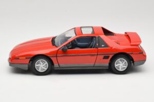 Pontiac Fiero GT Κόκκινο Road Signature 1:18 92588 Μέταλλο - εικόνα 4 από 8