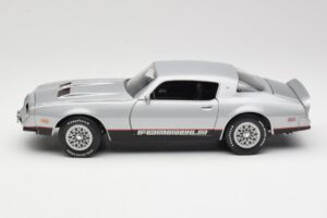 Pontiac Firebird Formula Ασημί ERTL 1:18 33514 Μέταλλο - εικόνα 4 από 8
