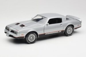 Pontiac Firebird Formula Ασημί ERTL 1:18 33514 Μέταλλο