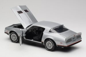Pontiac Firebird Formula Ασημί ERTL 1:18 33514 Μέταλλο - εικόνα 5 από 8