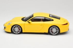 Porsche 911 991 Carrera S Racing Yellow Minichamps 1:18 100061021 Μέταλλο - εικόνα 4 από 8