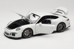 Porsche 911 991 GT3 Λευκό Με Ασημί Ζάντες Minichamps 1:18 113062721 Μέταλλο - εικόνα 2 από 8