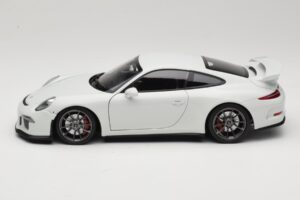 Porsche 911 991 GT3 Λευκό Με Ασημί Ζάντες Minichamps 1:18 113062721 Μέταλλο - εικόνα 4 από 8