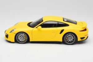 Porsche 911 991 Turbo S Κίτρινο Με Ασημί Ζάντες Minichamps 1:18 110062322 Μέταλλο - εικόνα 4 από 8
