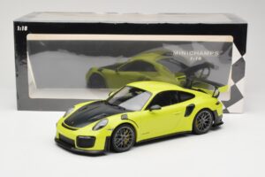 Porsche 911 991.2 GT2 RS Λαχανί με Ασημί Ζάντες Minichamps 1:18 155068309 Μέταλλο - εικόνα 6 από 6