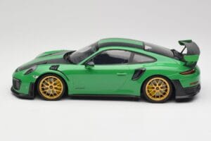 Porsche 911 991.2 GT2 RS Weissach Package British Racing Πράσινο & Χρυσές Ζάντες Minichamps 1:18 153068318 Μέταλλο - εικόνα 3 από 6