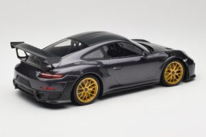 Porsche 911 991.2 GT2 RS Weissach Package Purple Metallic Με Χρυσές Ζάντες Μαγνησίου Minichamps 1:18 153068322 Μέταλλο - εικόνα 2 από 6
