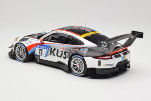 Porsche 911 991.2 GT3 R #17 Kues Team 75 Bernhard M. Christensen / K. Cairoli 24 Hours of Nurburgring 2018 Minichamps 1:18 15 - εικόνα 5 από 6