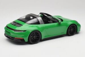 Porsche 911 991.2 Targa 4 GTS British Racing Πράσινο Minichamps 1:18 155061065 Μέταλλο - εικόνα 2 από 6