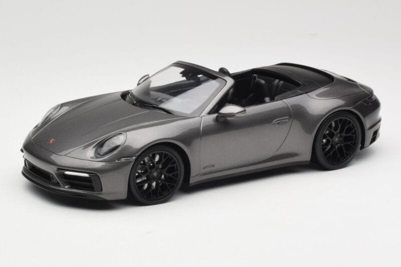 Porsche 911 992 Carrera 4 GTS Καμπριολέ Grey Metallic Minichamps 1:18 155063031 Μέταλλο