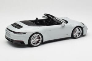 Porsche 911 992 Carrera 4 GTS Καμπριολέ Γκρι Minichamps 1:18 155063034 Μέταλλο - εικόνα 3 από 6
