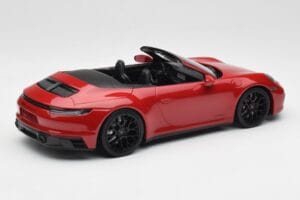 Porsche 911 992 Carrera 4 GTS Καμπριολέ Κόκκινο Minichamps 1:18 155063032 Μέταλλο - εικόνα 2 από 6