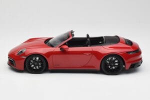 Porsche 911 992 Carrera 4 GTS Καμπριολέ Κόκκινο Minichamps 1:18 155063032 Μέταλλο - εικόνα 3 από 6