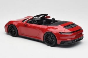 Porsche 911 992 Carrera 4 GTS Καμπριολέ Κόκκινο Minichamps 1:18 155063032 Μέταλλο - εικόνα 5 από 6