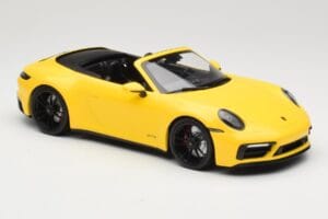 Porsche 911 992 Carrera 4 GTS Καμπριολέ Κίτρινο Minichamps 1:18 155063030 Μέταλλο - εικόνα 4 από 6