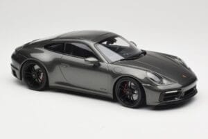 Porsche 911 992 Carrera 4 GTS Green Metallic Minichamps 1:18 155063101 Μέταλλο - εικόνα 4 από 6