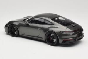 Porsche 911 992 Carrera 4 GTS Green Metallic Minichamps 1:18 155063101 Μέταλλο - εικόνα 5 από 6