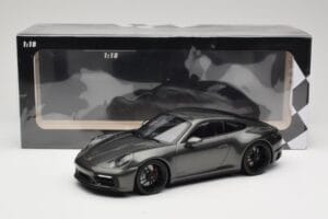 Porsche 911 992 Carrera 4 GTS Green Metallic Minichamps 1:18 155063101 Μέταλλο - εικόνα 6 από 6