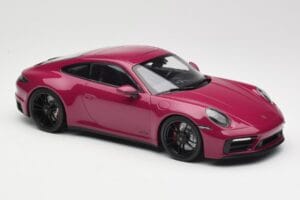 Porsche 911 992 Carrera 4 GTS Rubystar Minichamps 1:18 155063102 Μέταλλο - εικόνα 4 από 6