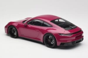 Porsche 911 992 Carrera 4 GTS Rubystar Minichamps 1:18 155063102 Μέταλλο - εικόνα 5 από 6