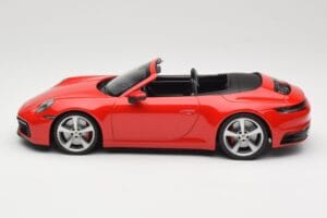 Porsche 911 992 Carrera 4S Καμπριολέ Κόκκινο Minichamps 1:18 155067331 Μέταλλο - εικόνα 3 από 6