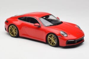 Porsche 911 992 Carrera 4S Guards Κόκκινο & Χρυσές Ζάντες Minichamps 1:18 153067328 Μέταλλο - εικόνα 4 από 6