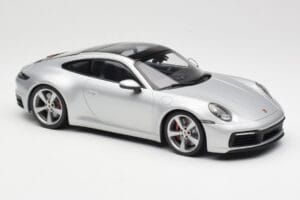 Porsche 911 992 Carrera 4S Ασημί Minichamps 1:18 155067322 Μέταλλο - εικόνα 4 από 6