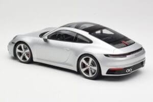 Porsche 911 992 Carrera 4S Ασημί Minichamps 1:18 155067322 Μέταλλο - εικόνα 5 από 6