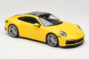 Porsche 911 992 Carrera 4S Κίτρινο Minichamps 1:18 155067320 Μέταλλο - εικόνα 4 από 6