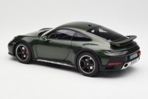 Porsche 911 992 Dakar Oak Πράσινο Μεταλλικό Norev 1:18 187241 Μέταλλο - εικόνα 8 από 9