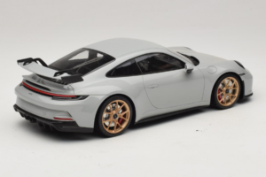 Porsche 911 992 GT3 Chalk Χρυσές Ζάντες Minichamps 1:18 117069001 Μέταλλο - εικόνα 2 από 6