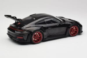 Porsche 911 992 GT3 RS Μαύρο & Κόκκινες Ζάντες & Μαύρο Ντεκόρ Minichamps 1:18 153062240 Μέταλλο - εικόνα 2 από 6