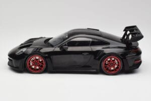 Porsche 911 992 GT3 RS Μαύρο & Κόκκινες Ζάντες & Μαύρο Ντεκόρ Minichamps 1:18 153062240 Μέταλλο - εικόνα 3 από 6