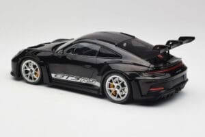 Porsche 911 992 GT3 RS Μαύρο Με Ασημί Ζάντες Minichamps 1:18 155062231 Μέταλλο - εικόνα 5 από 6