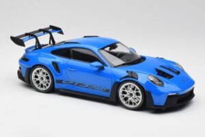 Porsche 911 992 GT3 RS Μπλε & Ασημί Ζάντες & Μαύρο Ντεκόρ Minichamps 1:18 153062234 Μέταλλο - εικόνα 4 από 6